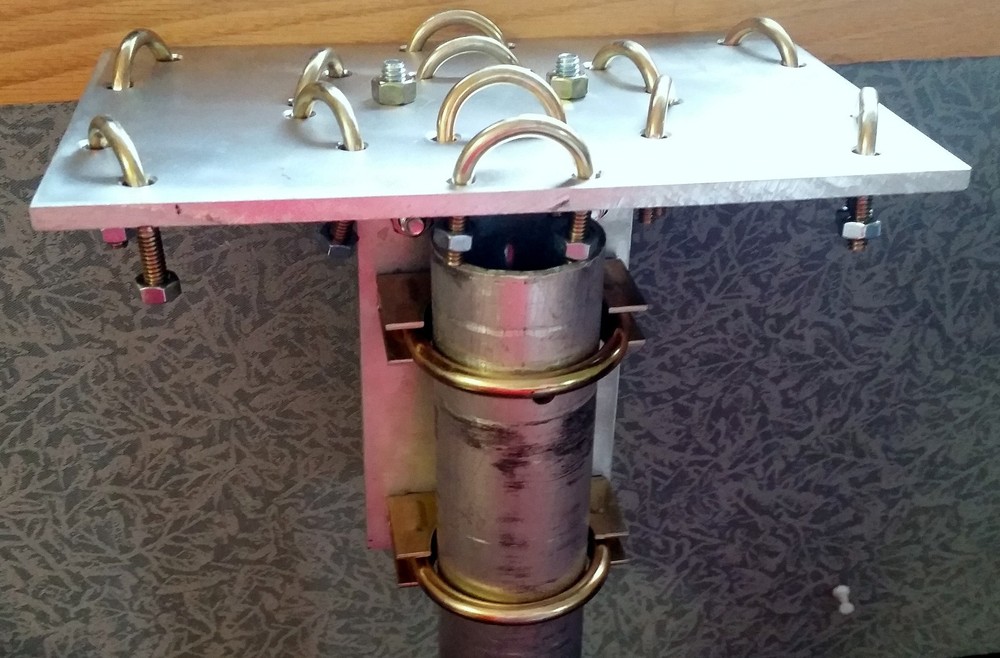 ANTENNA MOXON HUB with 2 and 1.5 in U-bolts for the mast