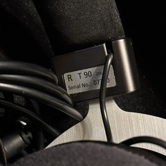 Beyerdynamic T90 Headphones USED NO BOX – CASE = YES