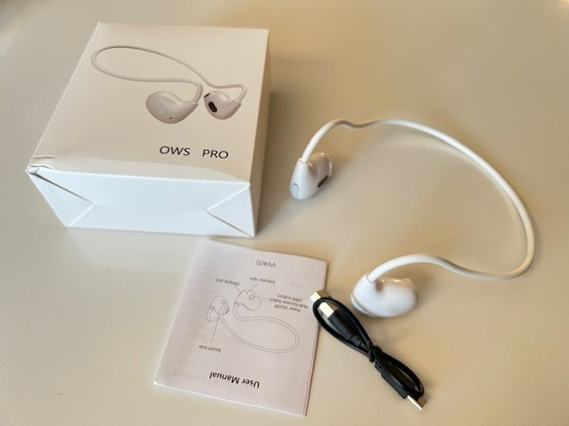 Oladance OWS Pro Open Ear Bluetooth Headphones White 8hr Charging time Great