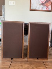VINTAGE Pioneer Sonic Bass Reflector Speaker. 23x13x10 Read Description