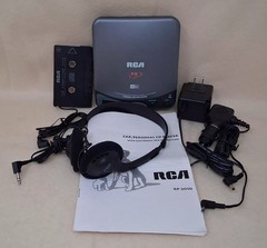 RCA 1997 Portable CD Player Car Adapter Kit Vintage RP-2010 B Compact Disc NEW