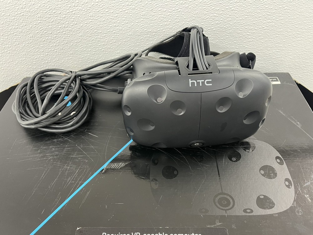 HTC Vive Virtual Reality Headset W/Data Cable only