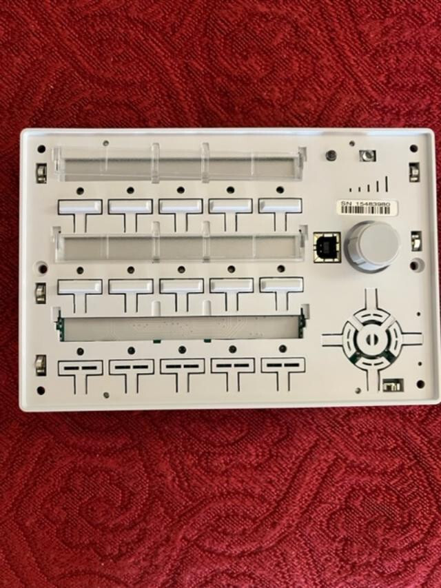Crestron Media Presentation Button Panel B10, White New in Box