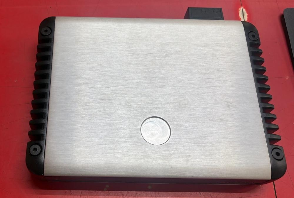JL AUDIO AMP HD1200/1 IN GOOD CONDITION
