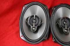 Pioneer TS-G690 6″ x 9″ 3-way 400W Max **Includes 2 Speakers ONLY** Light Use U3