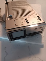 Vtg PANASONIC Travelvision TR-1010P Mini TV Portable B&W W/PIECE WORKING JAPAN