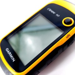 Garmin eTrex 10 2.2 inch Handheld GPS Receiver Navigator Yellow Tested & Works