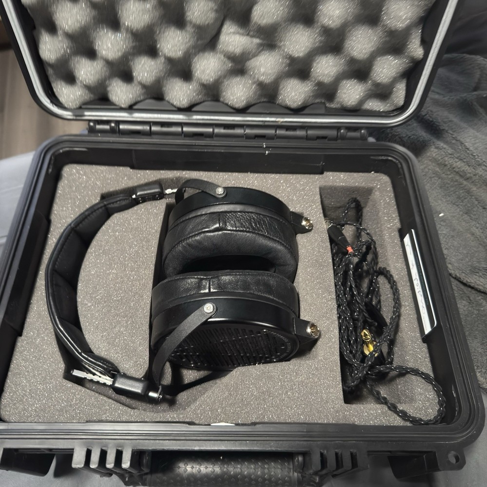 Audeze LCD-X-with Case Less Than 30 Hours Used