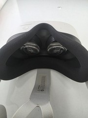 Meta – Quest 3S 128GB | Virtual Reality Headset Without Wires