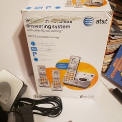 AT&T EL52303 3 Handset Cordless Answering System with Caller ID/Call waiting NEW