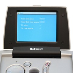 SmartDisk FlashTrax XT Silver ( 40 GB ) Digital Media Player Compact Flash