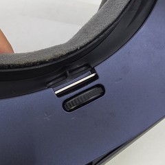 Samsung Gear VR Smartphone VR Headset Powered by Oculus Black/Blue