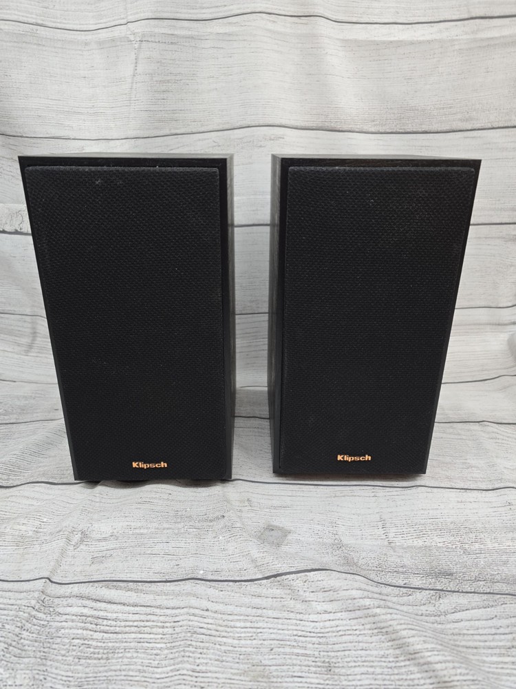 Klipsch Reference R-41M Bookshelf Home Speakers, Black Textured Wood Grain Vinyl