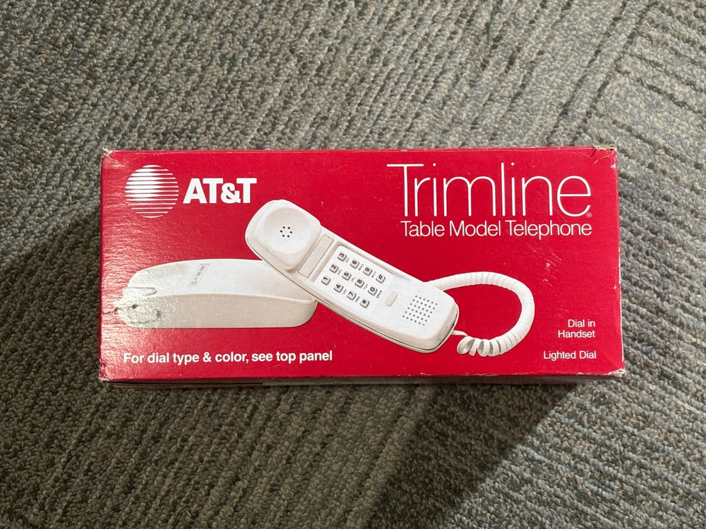 Vintage 1983 AT&T Trimline Table Model Telephone Touch Tone Dial Ivory