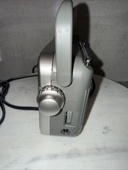 EXCELLENT PANASONIC RF-2400D AM/FM 2-BAND PORTABLE RADIO AC OR BATTERY POWERED