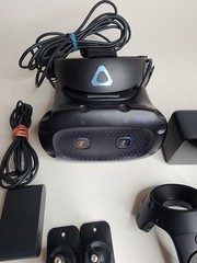 HTC VIVE Cosmos Elite Full VR Headset Kit