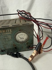 Vintage Supermite Battery Charger Model 56124M 6-12 Volts Made in USA Rough