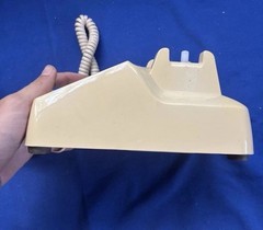 GTE GTE Beige Corded Telephone Push Button Desk Phone 1-Line
