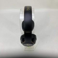 Beats Studio3 Wireless Headphones Black & Gold