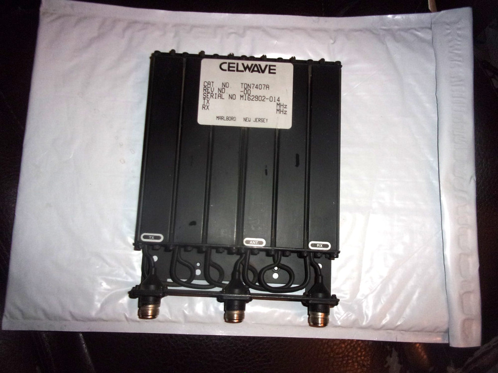 CELWAVE CAT NO TDN7407A UHF DUPLEXER