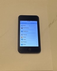 Apple iPod Touch 1st Generation Black 8/16/32 GB Fully Functional