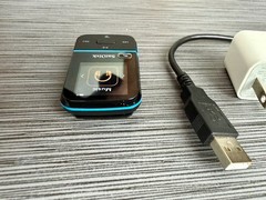 SanDisk Clip Sport Go 32GB MP3 Player with/Cable & Charger – Bundle