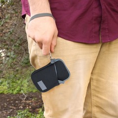 USA GEAR Neoprene MP3 Player Carrying Case – Belt Loop, Wrist Strap (Black)