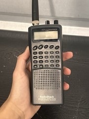 RadioShack PRO-89 Handheld Race Scanner VHF/UHF 200-Channel Analog NOAA Working