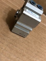 1pcs AirTAC SDA40X5 Pneumatic Air Cylinder -Cylinder