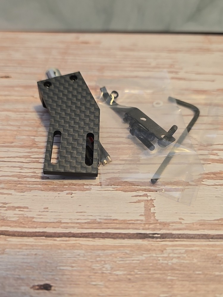 Straight Arm Angled Carbon Fiber Headshell Azimuth Adjust 2 Lock Pin HSE24