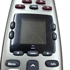 Logitech Harmony 650 – Universal Advanced Remote Control
