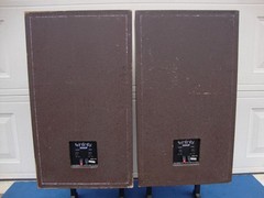 Awesome Infinity 3000P 3-Way Floor Speakers – Reconditioned Vintage