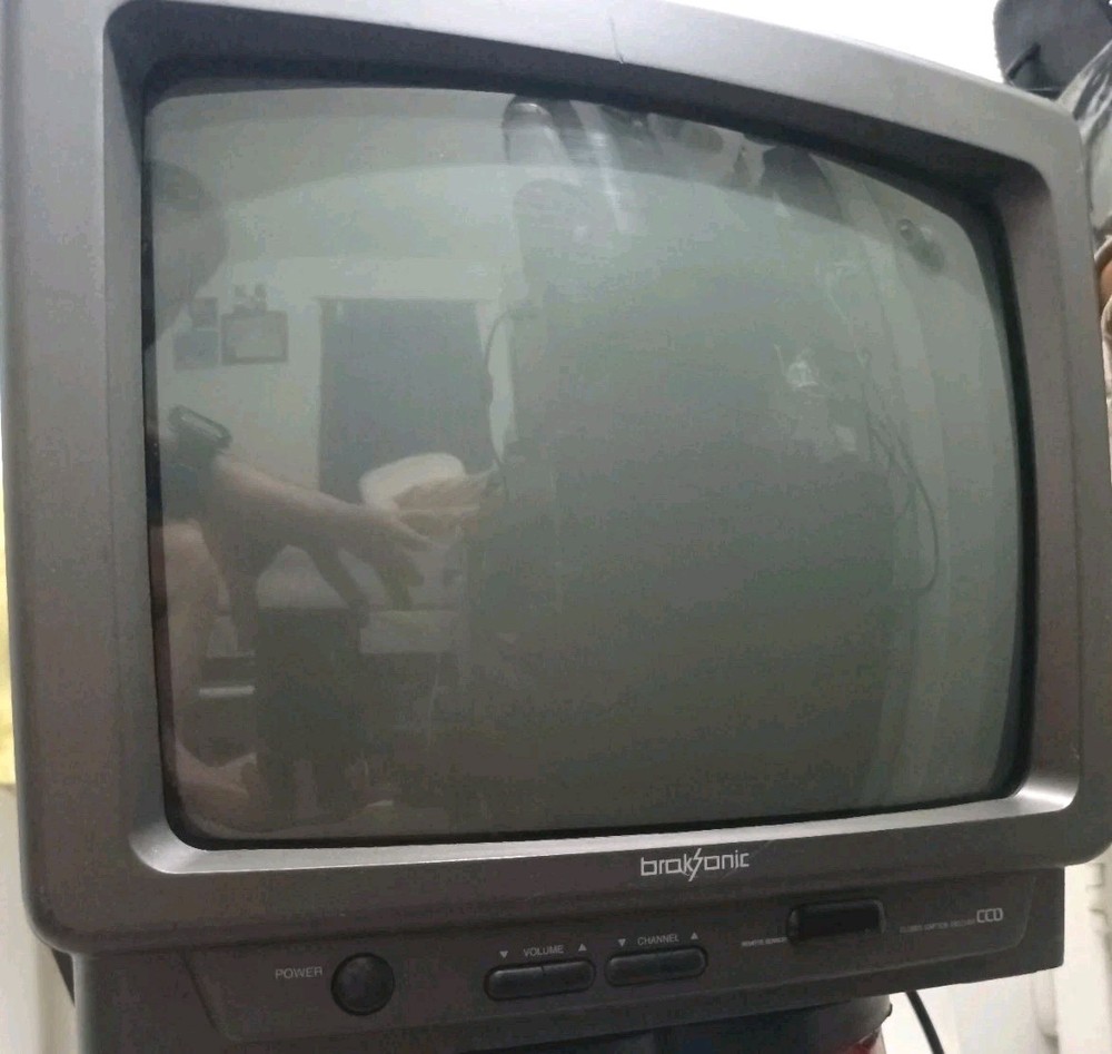 BrokSonic 13″ CTVG-4563TT RF Color CRT TV Retro,Gaming (Fast Shipping)