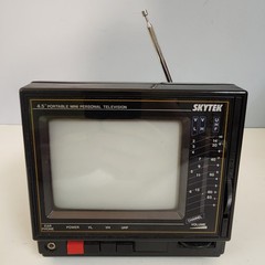 Vintage SKYTEK 4.5″ Mini Portable Black & White Television 80s For Parts Repair