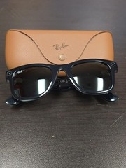 Ray-Ban Meta Wayfarer (Gen 1), Matte Black Gradient Graphite w/ Brown Case READ