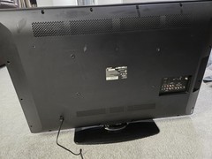 Sharp LC-42SVU LCD 42-inch TV – Local Pickup Only (No shipping)