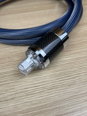 Audiophile Cable 2 m 15A 250V Shielded Carbon Fiber Plug IEC C13 1.7 cm Thick