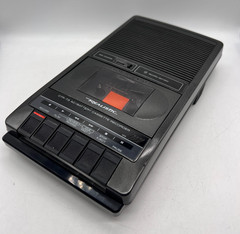 Realistic CTR-73 AC or Battery Cassette Tape Player Recorder 14-1053A WORKING