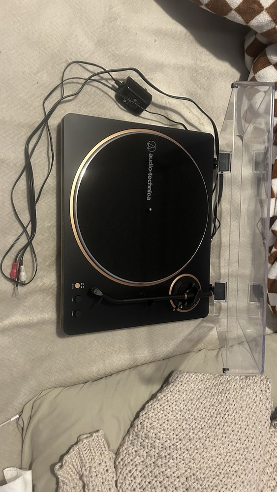 Audio-Technica Black Gold Belt Drive Record Player Turntable 33RPM 45RPM RCA