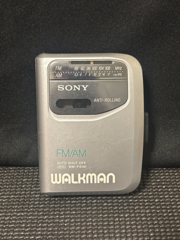 Sony Walkman WM-FX141 Cassette Tape Player and AM/FM Radio Tested and Working
