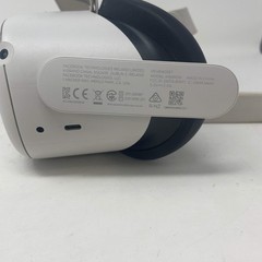 Oculus Quest 2 128GB Standalone All-in-One VR Headset Only KW49CM