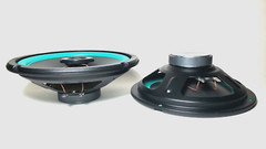 2-pcs 6-1/2″ 2-way speakers 50/200 RMS/MAX Power Handling