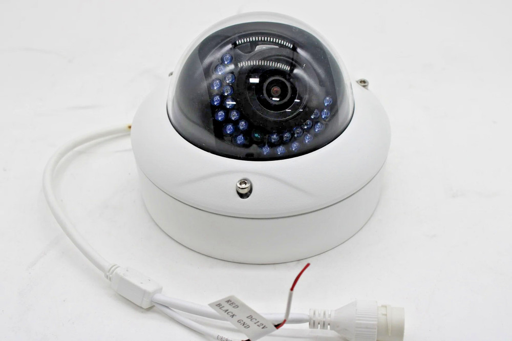Luma Surveillance 500 Series Dome Camera LUM-500-DOM-IP-WH (White) PoE Camera