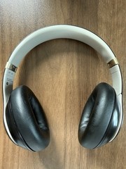 Beats by Dr. Dre Studio Pro Wireless Bluetooth Headphones Black/Gold