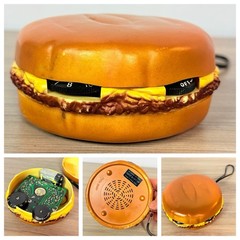 1970s Vintage Cheeseburger Novelty AM Transistor Radio 9V Incl. Hong Kong Works!