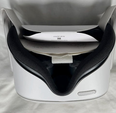 Oculus Quest 2 128GB All-in-one VR Headset – White Headset ONLY No Controllers