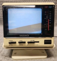 1989 Vintage Magnavox BH3907 Mini TV 4.5” (Black/white) w/Stand Tested