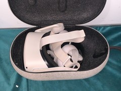 Oculus Quest 2 256GB Standalone All-in-One VR Headset