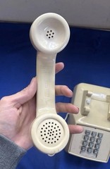 GTE GTE Beige Corded Telephone Push Button Desk Phone 1-Line
