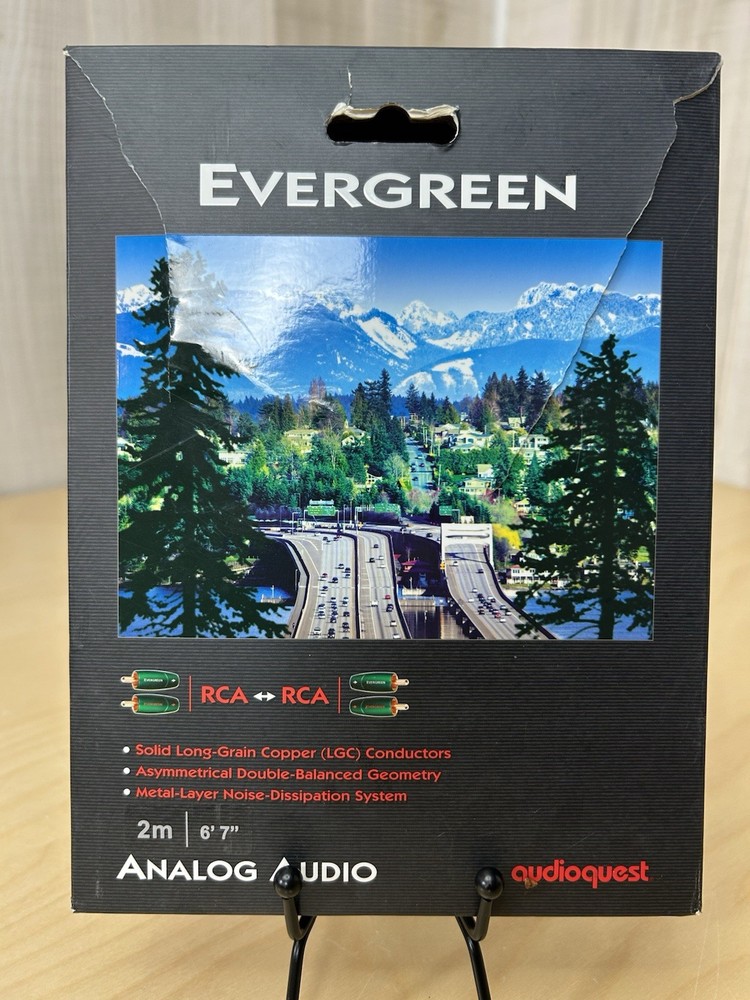 AudioQuest Evergreen 2M, 6 feet 6 inches RCA to RCA VGC